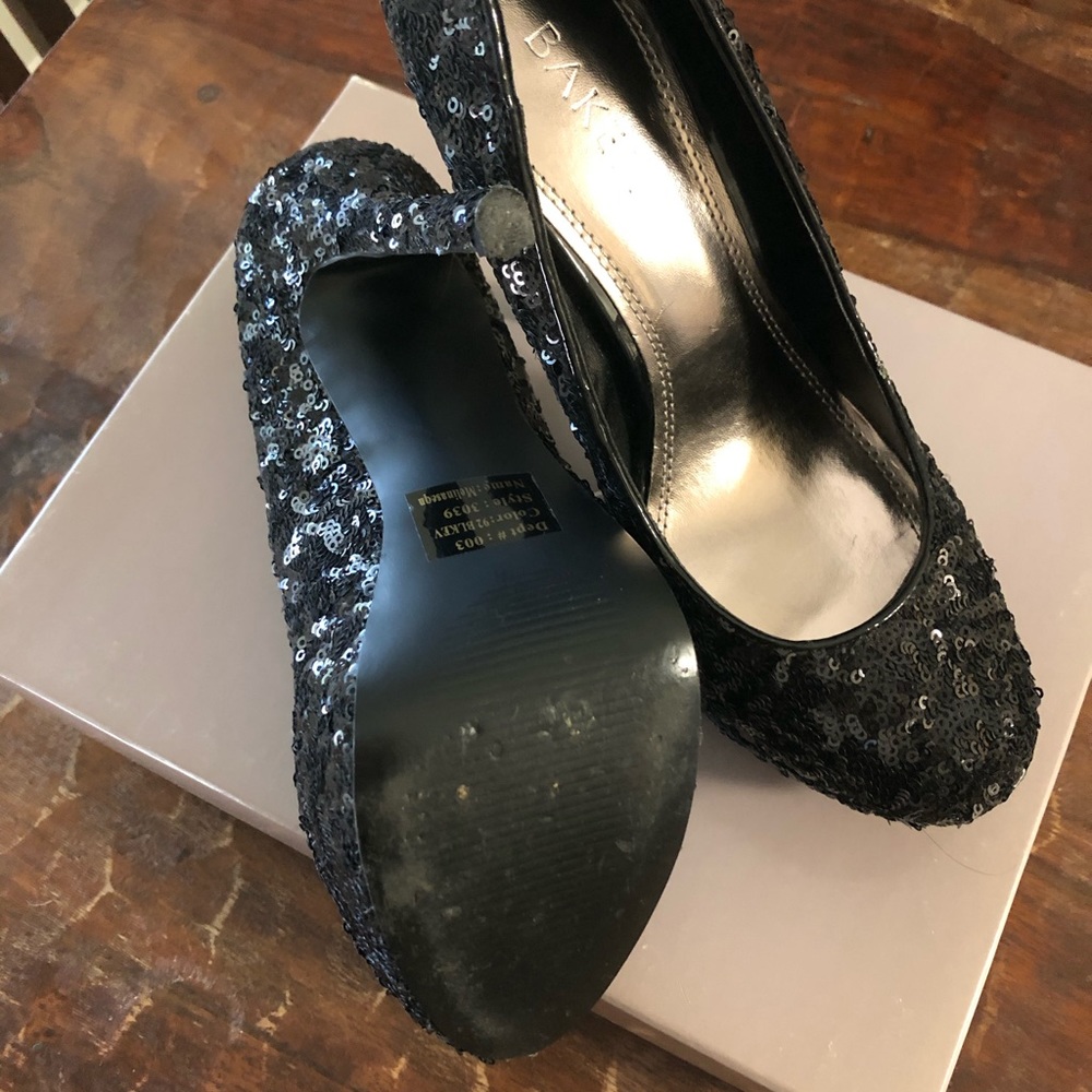 BAKERS SHOES